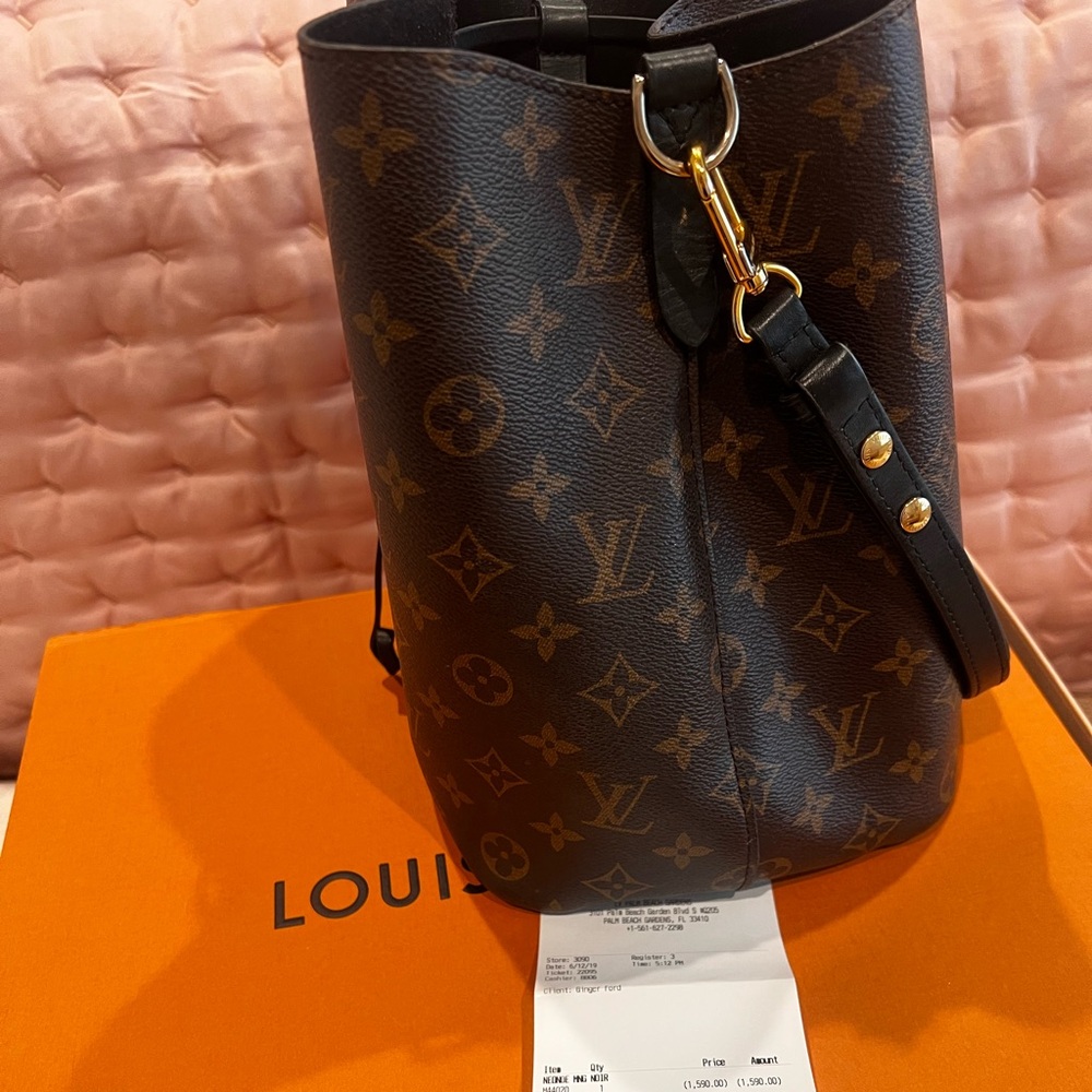 Louis Vuitton Neo Noa